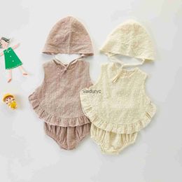 Clothing Sets 2024 Summer Baby Clothing Set Embroidery Girls Tops and Blommers Cute Hats 3 Pcs Toddler Suits H240426