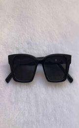 2021 Brand Korea Jennie Cooperated Sunglasses Fashion Women Designe Sun Glasses Lady Vintage Small Frame 19968094343