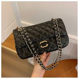 Evening Bags New womens bag 2024 New simple and fashionable rhombus small fragrance single shoulder messenger bag small square bag single-shoulder bag 3