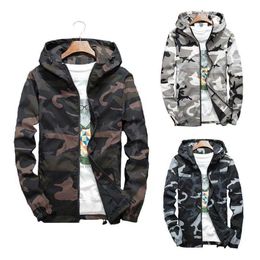 New designer Tactical Camouflage Jacket Men Casual Hoodie Jackets Streetwear Autumn Camo Hooded Windbreaker Coat Male Outwear