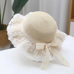 Wide Brim Hats Bucket Hats 2023 New Childrens Summer Str Hat with Flowers Suitable for Girls Baby Sun Hat Beach Hat J240425