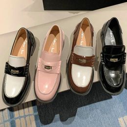 Casual Shoes 2024 Spring Genuine Cow Leather Mixed Color Loafers Slip-on Metal Clip British Women Derby Moccasins