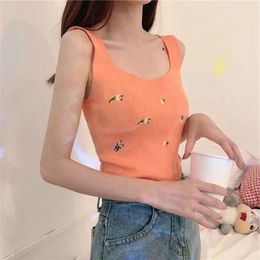 Women's Tanks Knitted Tank Top Fashion Floral Embroidery Gentle Sleeveless Camisole Solid Colour Sweet T Shirt Women