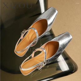 Casual Shoes Fashion Elegant Low Heeled Sandals 2024 Summer External Wear Square Head Thick Hollow Back Shallow Mouth Women's Shoe