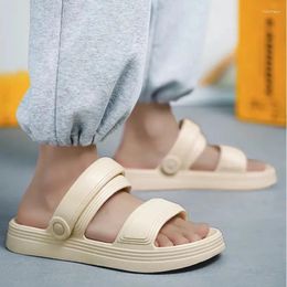 Slippers Men Summer Solid Colour Sandals Korean Style Round Head Lightweight Non-slip Soft Sole Beach Shoes Zapatos Hombre