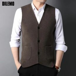 Sweaters Top Grade New Autum Fashion Brand Slim Fit Knit Cardigan Sweater Vest Men Vintage Winter Woolen Sleeveless Casual Man Clothes