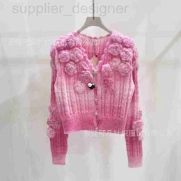 Women's Knits & Tees designer MIU Home V-neck Flower Gradient Knitted Pink Cardigan Sweet Age Reducing Coat 2023 New Autumn/Winter F3WI