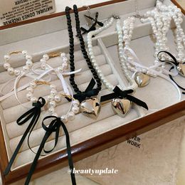 Earrings & Necklace Love Bow Pearl Necklace Earring Set French Personalized Design Collarbone Chain Fashionable Neck Chain for Women