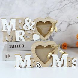 Party Decoration Wedding Wooden Ornaments Mr & Mrs Love Heart Po Frame Home Table Desktop Display Calendar Decor