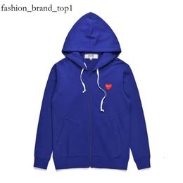 Designer Cdgs Hoodie Men's Hoodies Commes Des Garcon Women Zipper Commes Des Garcon Hoodie Play Sweatshirt Cardigan Des Small Red Heart Hoodie Garcons 5228 8676