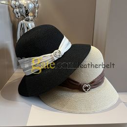 Stingy Brim Hat Metal Letter Fisherman Sun Hats Women Designer Travel Bucket Cap Luxury Casquette Summer Holidays Snapback