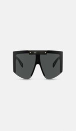 2023 New Black Natural Buffalo Horn Sunglasses Rimless Diamond set Sun glasses Men Women with C Decoration Rocks Wire 18K glass9177075