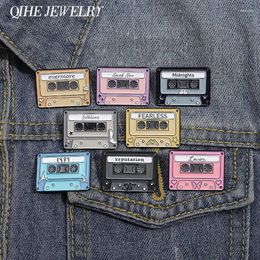 Brooches Vintage Music Cassette Tape Brooch Enamel Pins Custom Nostalgic Magnetic Lapel Badge Jewellery Gifts For Friends