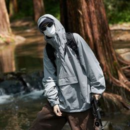 Waterproof Hooded Breathable Mountaineering Camping Outwear