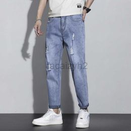 Men's Jeans Spring/Summer New Men's Jeans Edition Elastic Youth Breakthrough 9-inch Small Straight Tube Light Blue Men's Jeans Plus Size Pants