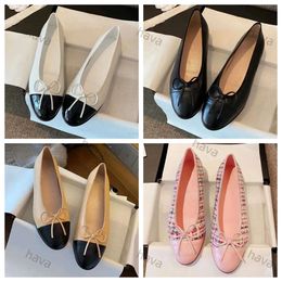 Designer Dress shoes Spring and Autumn cowhide letter bow Ballet Dance shoes fashion women black Flat boat shoe Lady leather Trample Lazy Loafers