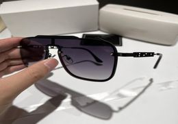 Luxury Designer Sunglasses Men Women Eyeglasses Outdoor Windproof Eyewear PC Frame Fashion Classic Lady Sun glasses Mirrors 88445262201