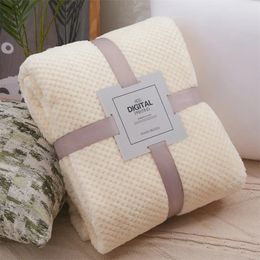 Soft Fleece Infant Thick Quilt Bedding Swaddle Wrap Blanket Warm born Stroller Sleep Cover Nursery Thermal Gift 240417