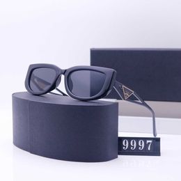 Designer Sunglasses New overseas box sunglasses for men and women street photography sunglasses classic travel fashion glasses 9997 L572