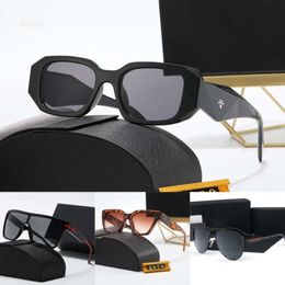Rectangle Symbole Sunglasses PR 17Wsf 10Zs Designer For Women Sun Glasses Men Womens Pink Black Marble Yellow Classic 426