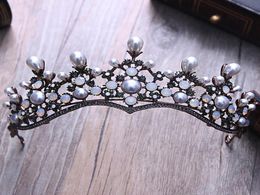 Baroque Vintage Crystal Pearl Bridal Tiaras Hairband Headpiece Black Rhinestone Princess Pageant Crown Wedding Hair Accessories Y26128760