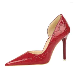 Dress Shoes 34-43 Thin High Heel Shallow Mouth Pointed Side Hollow Patent Leather Stone Pattern Red Wedding For Women