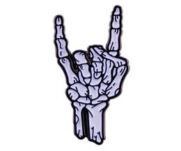 Rock On Skeleton Enamel Pin Skull Hand Badge Halloween Accessories6544129