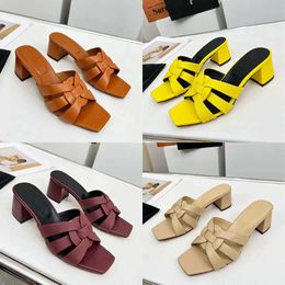Medium Women's Thick Heeled Mules Genuine Fabric Cross Woven Leather Outsole Block Heel Slippers Designer Sandals Factory Shoes with Box Original Quality