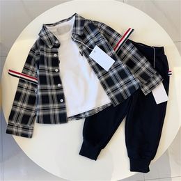 Children's luxury clothing set Children's long-sleeved shirt set Spring and Autumn fashion casual sports cardigan set boys and girls Size 90cm-150cm A21