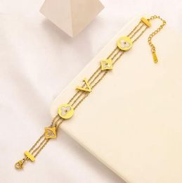 Fashion Designer Four-leaf Clover Bracelet Chain Luxury Brand Letter Stainless Steel Bracelet High Quality Gold Silver Colour Jewellery for Women