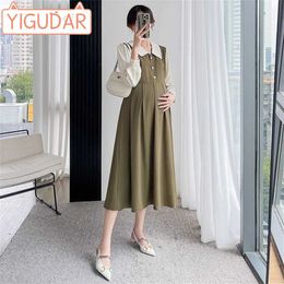 Maternity Dresses Pregnant womens winter sweaters medium length Korean version loose fit suitable for pregnant pleated fashion dresses long Q240427