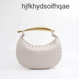 Fashion venetta bo Sardine 2024 Handheld Leisure Bag Evening Purse Dumpling Bags woman Veneeta weave handbag Premium Small Metal Crochet Tote Woven LWBI