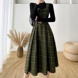 Autumn Winter Lady fashion Overalls 2 Piece Set Dres Turtleneck Knitted Sweater Top Plaid Tweed Slim Big Swing Dress 240426