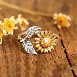 Cluster Rings Opening Adjustable Spinning Sunflower Release Stress Ring For Women Simple Fashion Jewellery Copper Finger Party Gift