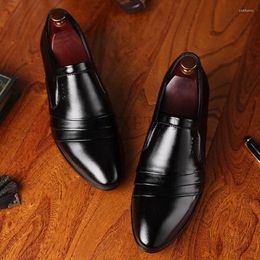 Casual Shoes MenLeather ShoesItalian LuxuryOxford High-quality Patent Leather White Wedding Black Soft Men Dress Formal