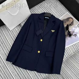 Women's Suits & Blazers Designer Early Spring Western Style Flip Collar Suit Coat Classic Inverted Triangle Letter Metal Button Slim Fit Top W3X7