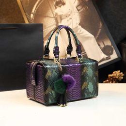 Leather Genuine Bag for Womens Trendy and Versatile Fashionable Moms Handheld Shopping Charming One Shoulder Square Box