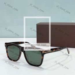 Tom Fords Sunglasses New Luxury Men Women Brand Designer Sun Glasses Super Star Celebrity Driving Sunglass for Ladies Fashion Tom Eyeglasses with Box TF 703