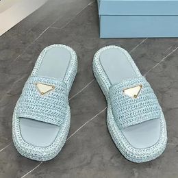 Designer Sandals Women Platform Slippers Straw Fashion Slip on Gold Buckle Black White Gold Woman Casual Sandal Pool Sliders Beach Shoes Size 35-40 544