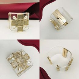 Love CH Bangl Suitable 15-17CM Wrist for Woman Bracelet Official Replica Bangle Details Are Consistent Brand Designer Jewelry Premium Gifts 003 e Original Quality