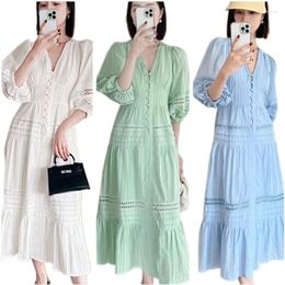 Casual Dresses French Luxury Long Dress For Women V Neck Puff Sleeve Hollow Out Loose Green White Blue Summer Autumn Vestidos Femme