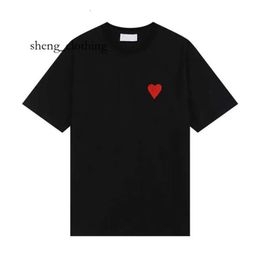 Amis Shirt Designer Mens Women France Luxury T Shirt Fashion A Heart Pattern Casual Tshirts Tees Man Clothing Short Sleeve 5728