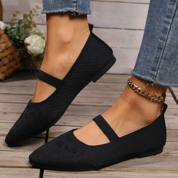 Pointed Toe Socks Women Flats Flat Chunky Single Shoes with A Line Mary Jane Shoes French Gentle Four Seasons Heel Shoes 240419