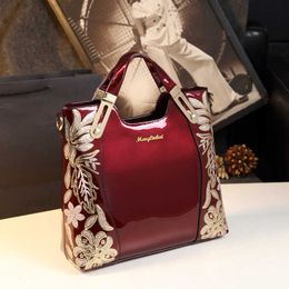 Leather Genuine Womens Bag Middle-aged Mothers Grand Patent Embroidered Single Shoulder Handbag Large Capacity Happy Mother-in-law Wedding