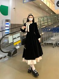 Casual Dresses 2024 Christmas Hepburn Style Color Collision Collar Bow Dress Women'S Autumn And Winter Retro Thin Belly Black Long Skirt