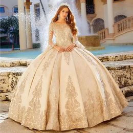 Flare Quinceanera Princess Long Sleeve Dresses Lace و Satin Champagne Prom Ball Ball Crystal Crystal Beaded Floor Sweet 15 Dress For Girls