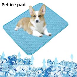 Summer Dog Cooling Mat Pet Ice Pads Cat Breathable Blanket Washable Sofa Bed Car Seat Cushion 240424