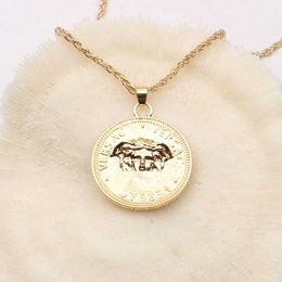 Fashion personality Fanjia New Style Pendant Fashion Accessories hip hop Korean couple necklace trendy mens and womens Necklace