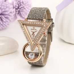 Wristwatches Free Shiping 2024 Women Bracelet Watches Bling Diamond Triangle Dial Quartz Creative Price Wholesale
