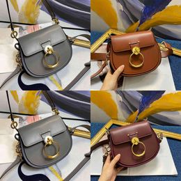 Bags Shoulder Women Handbag Leather Luxuries Designers Brand Oval Crossbody Female Ring Decoration Purses with Two Straps 220324 Original Quality
